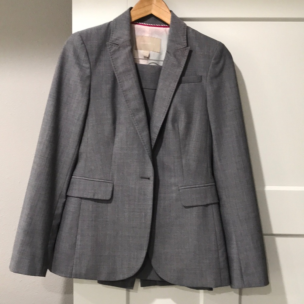 Banana Republic Skirt Suit